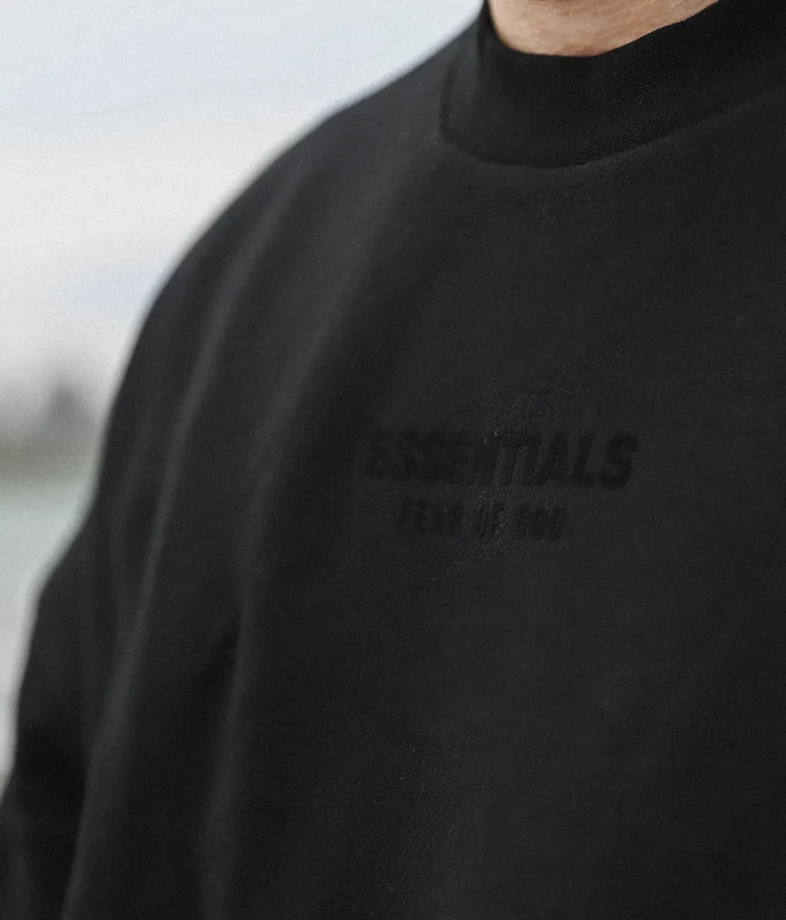 FOG Fear Of God Essentials CREWNECK 【192BT232040F】