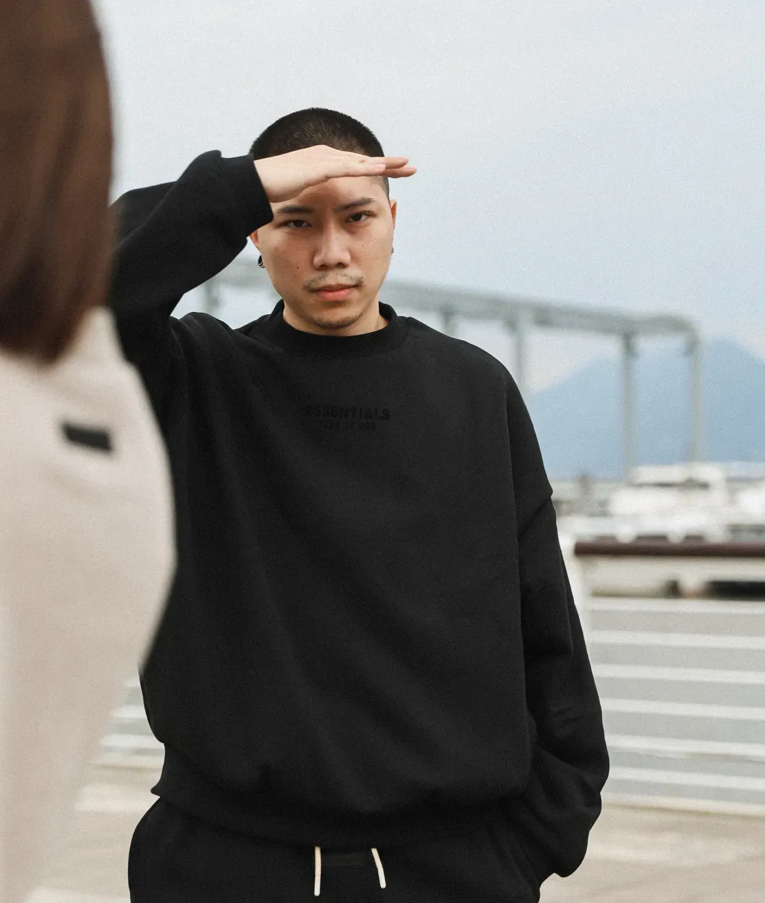 FOG Fear Of God Essentials CREWNECK 【192BT232040F】