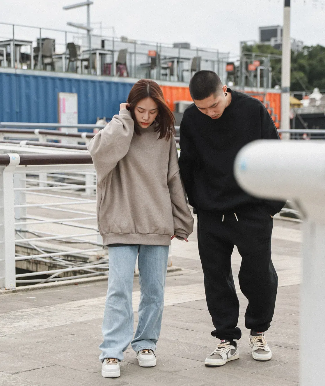 FOG Fear Of God Essentials CREWNECK 【192BT232040F】