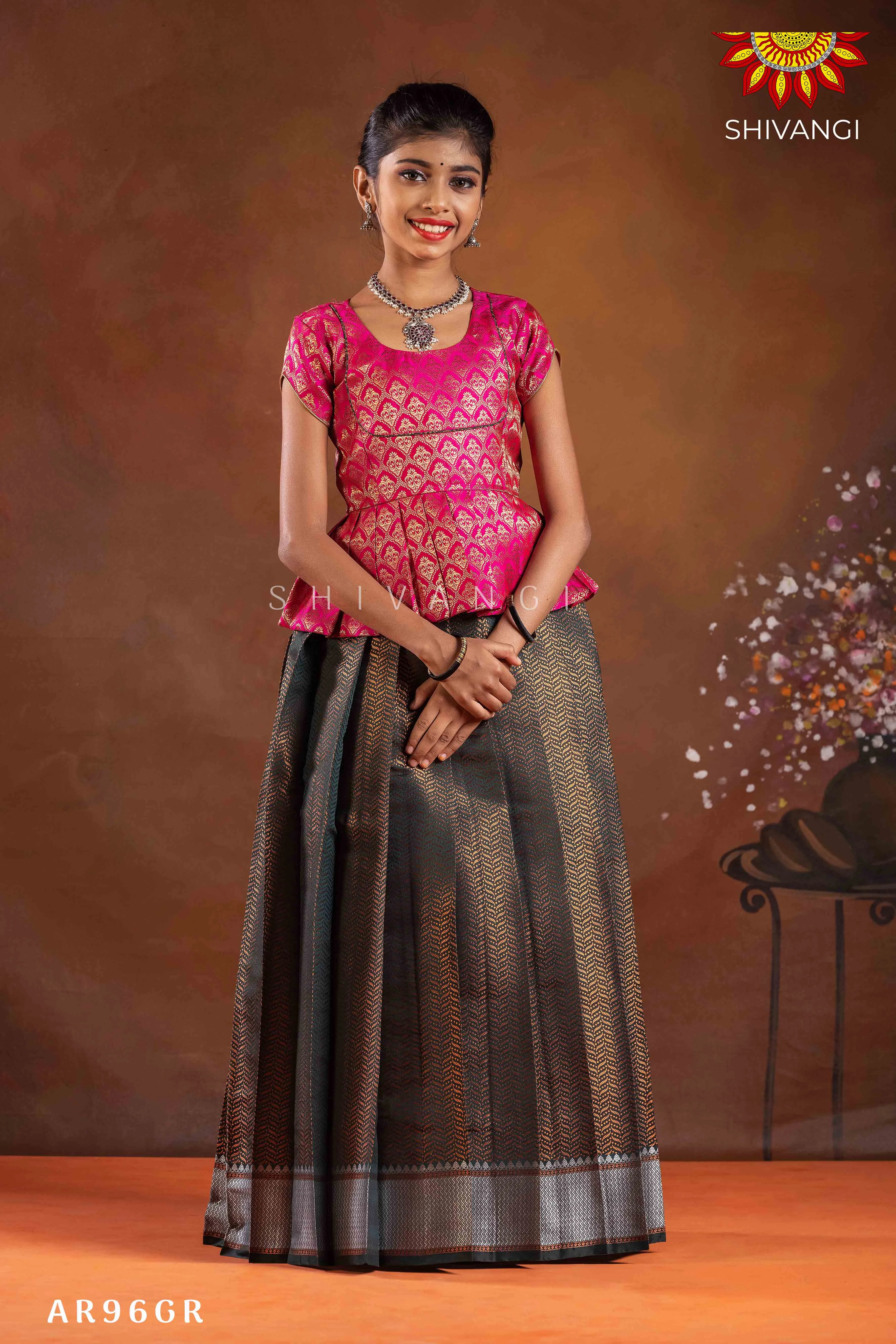 Girls Green Fish Tail Pattu Pavadai | Langa