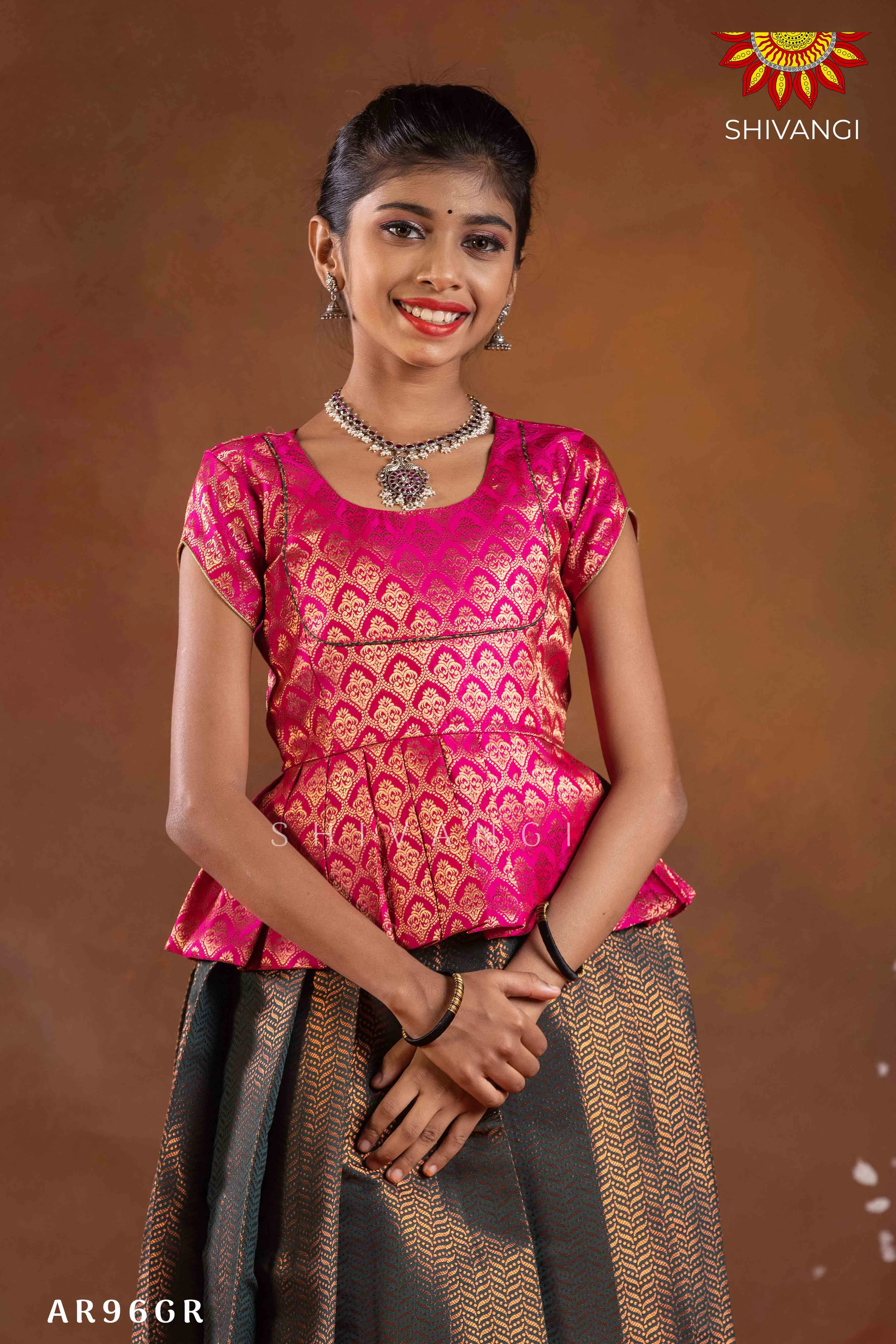 Girls Green Fish Tail Pattu Pavadai | Langa